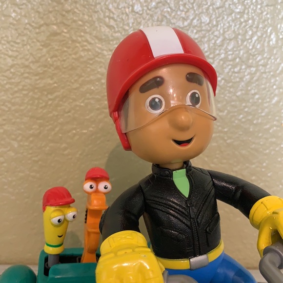 Mattel Disney Handy Manny Motorcycle 🏍 Talking Interactive Toy With Accessories - Picture 3 of 13